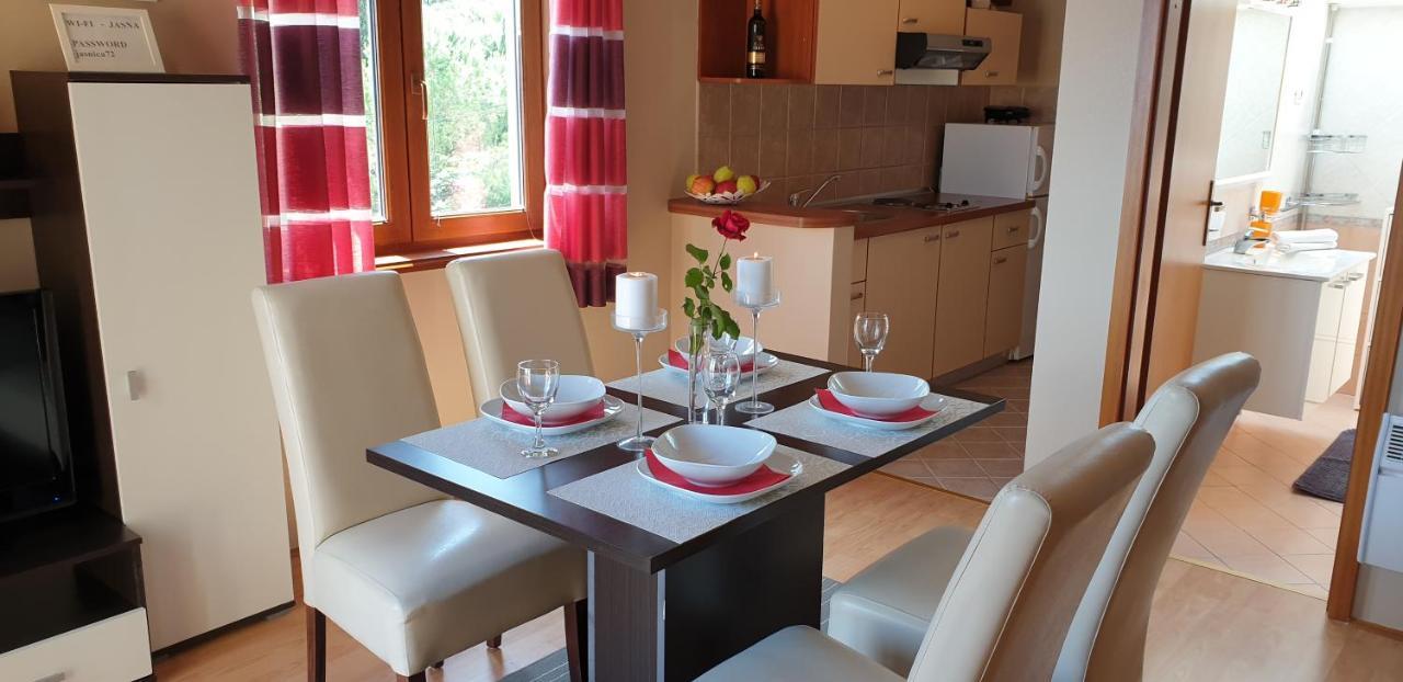 Apatmani Milena Apartamento Opatija Exterior foto