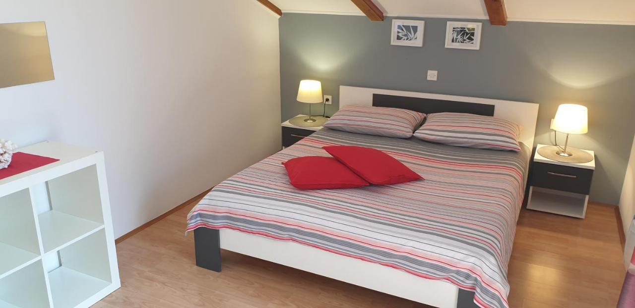 Apatmani Milena Apartamento Opatija Exterior foto