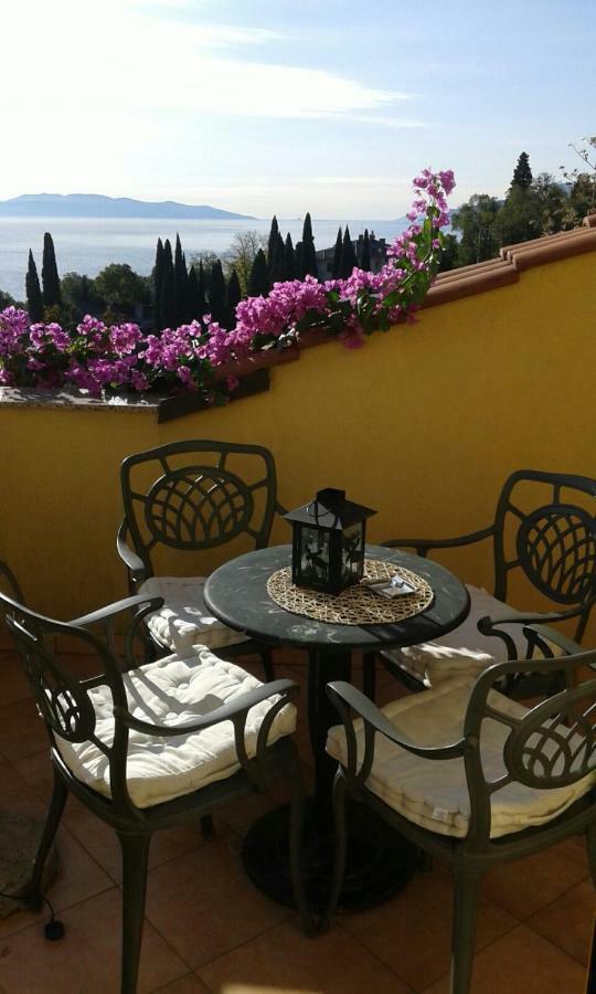 Apatmani Milena Apartamento Opatija Exterior foto